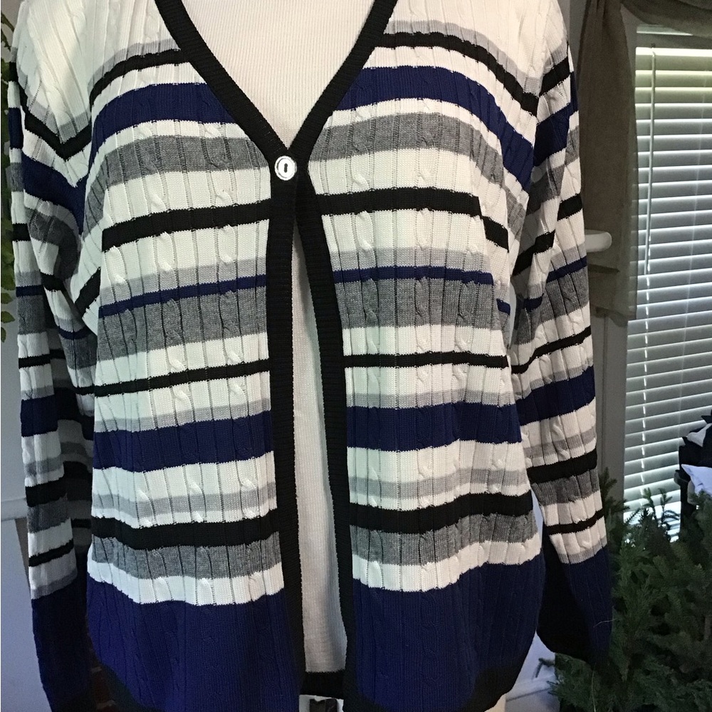 Alfred Dunner Navy, White,gray one piece sweater set.NWT